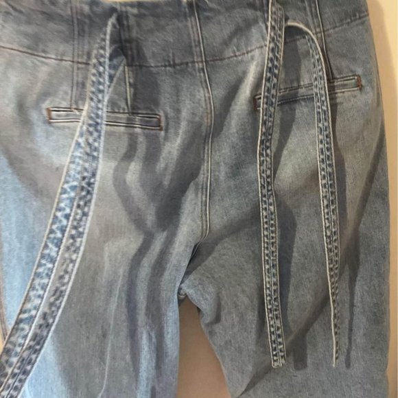 The BEST jeans EVER :) - Picture 3 of 4